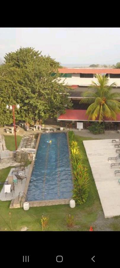 Hotel La Cueva Limon מראה חיצוני תמונה